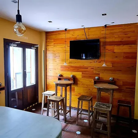 Oasis Backpackers' Hostel Granada-3